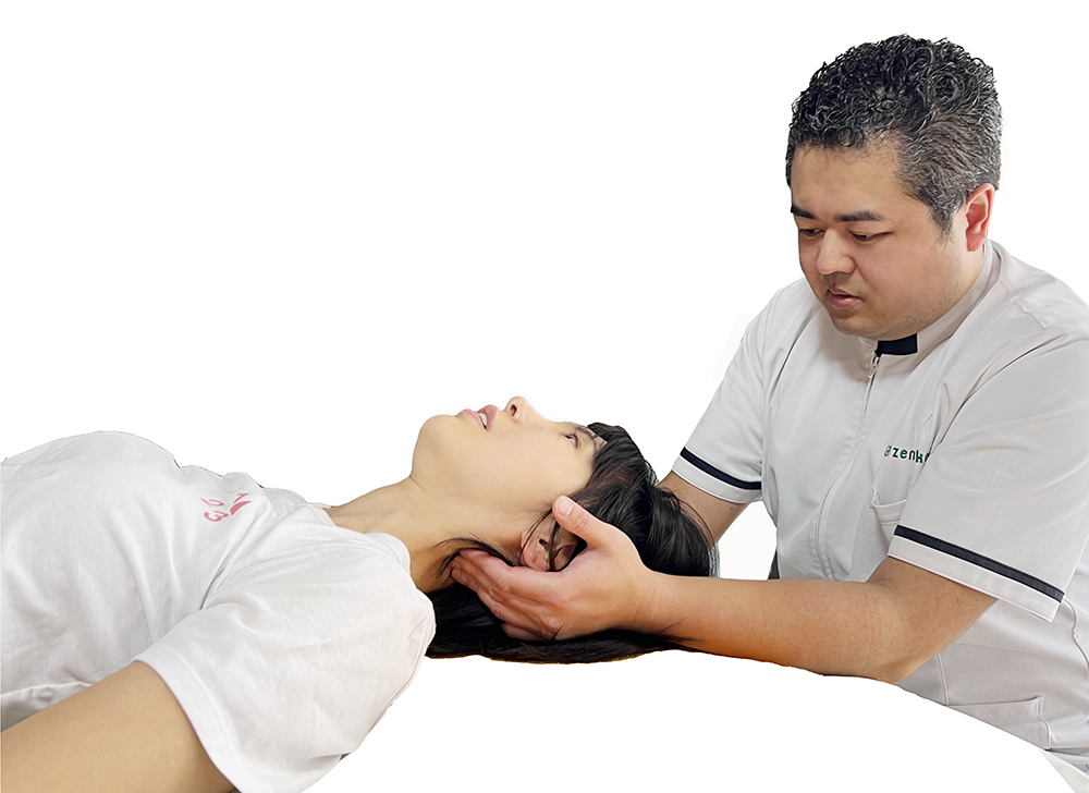 【茨城県常陸太田市】常陸カイロプラクティック　首の施術の様子